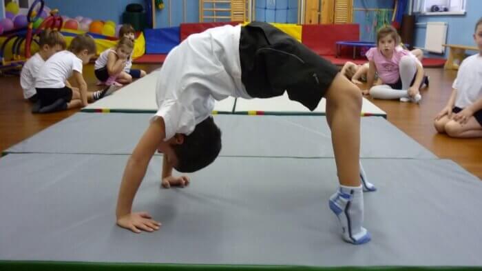 спортивно-оздоровительная гимнастика, в Москве, оздоровительная гимнастика, для дошкольников, детская гимнастика, кид-фит, kid-fit